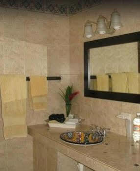 Baldwin'S Guest House كوزوميل المظهر الخارجي الصورة